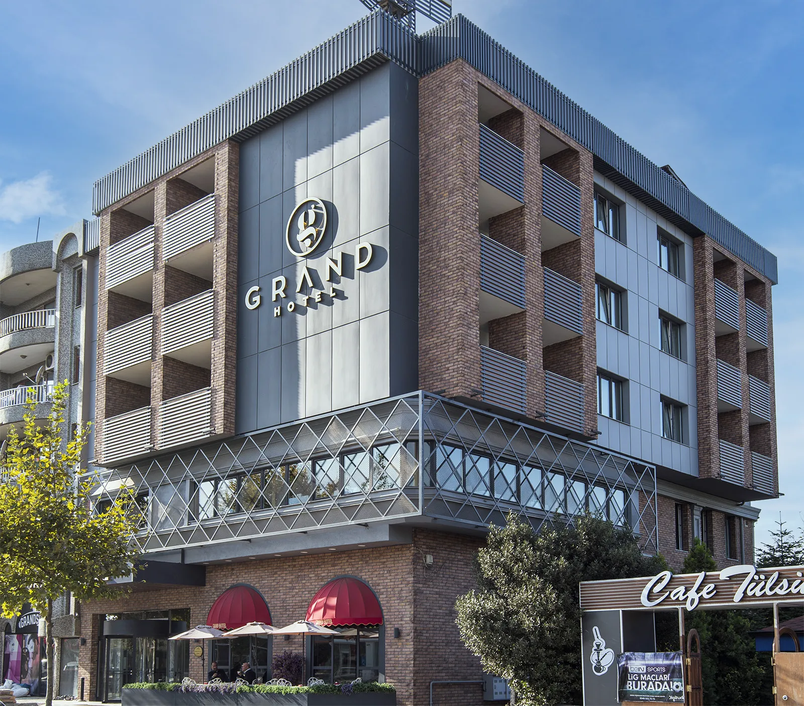 Kurumsal mekan taş kaplama uygulaması 50 - Çeçen Stone